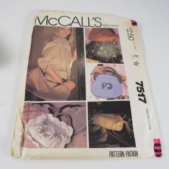 McCalls 7517 Sewing Pattern : Purses - Picture 2 of 6